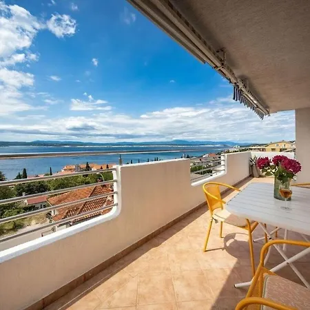 Inviting In * Crikvenica